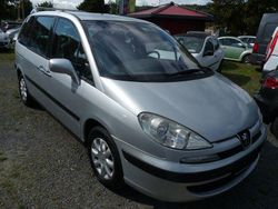 Silber Gebraucht 2004 Peugeot 807 Tendance Van / Kleinbus | 2.500 €