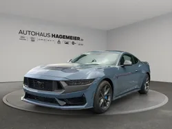 Vapor blue metallic Neu 2025 Ford Mustang Dark Horse Coupé | 65.650 € (Guter Preis)