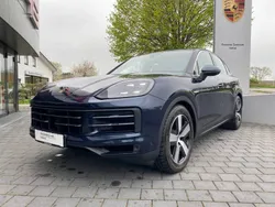 Algarveblaumetallic Gebraucht 2024 Porsche Cayenne SUV | 103.444 €
