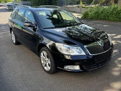 Schwarz Gebraucht 2010 Skoda Octavia Ambiente Kombi | 5.999 € (Fairer Preis)