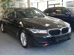Schwarz Gebraucht 2023 BMW 530 Kombi | 41.999 € (Fairer Preis)