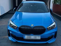 Blau Gebraucht 2020 BMW 118 Sport Line Kleinwagen | 20.000 € (Fairer Preis)