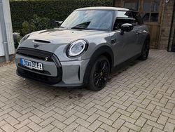 Grau Gebraucht 2021 Mini Cooper SE Kleinwagen | 18.000 € (Fairer Preis)
