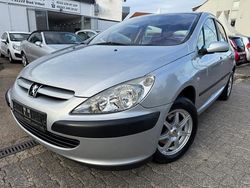 Grau Gebraucht 2004 Peugeot 307 Filou Limousine | 2.490 € (Teuer)