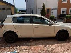 Gebraucht 2009 Opel Astra Limousine | 1.700 €