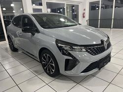 Rafalegraumetallic Neu 2025 Renault Clio V Komfort Limousine | 19.990 € (Fairer Preis)