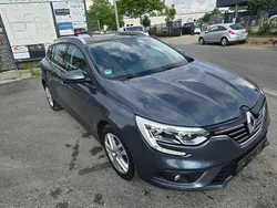 Grau Gebraucht 2020 Renault Mégane IV Business Limousine | 9.790 € (Fairer Preis)