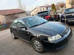 Schwarz Gebraucht 2002 Audi A3 Ambiente Limousine | 1.650 € (Fairer Preis)