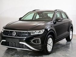 Schwarz Gebraucht 2025 VW T-Roc Life SUV | 28.890 € (Fairer Preis)
