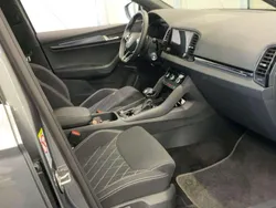 Grau Gebraucht 2023 Skoda Karoq SportLine SUV | 29.300 € (Guter Preis)