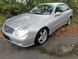 Silber Gebraucht 2003 Mercedes CLK500 Coupé | 11.750 €