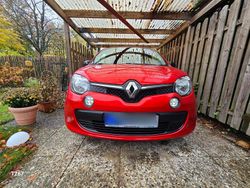 Rot Gebraucht 2018 Renault Twingo LIMITED Kleinwagen | 10.600 € (Etwas zu teuer)