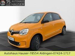 Gelb Gebraucht 2023 Renault Twingo Techno Kleinwagen | 13.980 € (Fairer Preis)