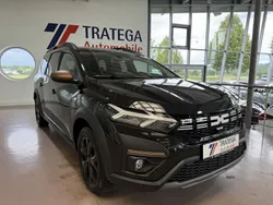 Perlmuttschwarz Gebraucht 2024 Dacia Jogger Extreme Kombi | 24.390 € (Guter Preis)