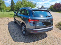 Grau Gebraucht 2021 Skoda Karoq Clever SUV | 24.000 € (Fairer Preis)