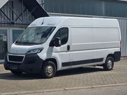 Weiß Gebraucht 2021 Peugeot Boxer S Van | 13.890 € (Guter Preis)