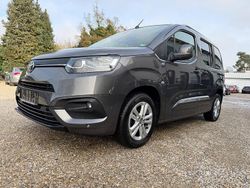 Grau Gebraucht 2020 Toyota Proace Verso City Van / Kleinbus | 18.990 € (Superpreis)