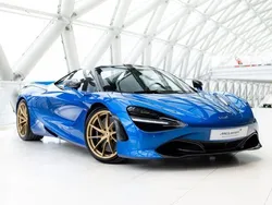 Blau Gebraucht 2021 McLaren 720S Cabrio | 249.950 € (Superpreis)