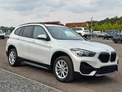 Weiß Gebraucht 2022 BMW X1 Sport Line SUV | 15.699 € (Guter Preis)