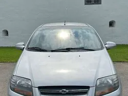 Silber Gebraucht 2008 Chevrolet Kalos Kleinwagen | 1.400 € (Guter Preis)