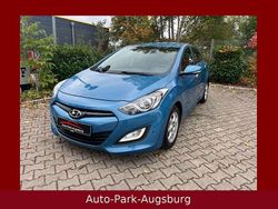 Blau Gebraucht 2013 Hyundai i30 Style Limousine | 7.480 € (Fairer Preis)