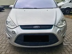 Silber Gebraucht 2013 Ford S-MAX S Van / Kleinbus | 5.000 € (Guter Preis)