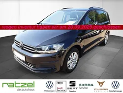 Schwarz Gebraucht 2022 VW Touran Comfortline Van / Kleinbus | 24.490 € (Superpreis)