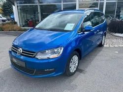 Blau Gebraucht 2018 VW Sharan Comfortline Van / Kleinbus | 21.800 € (Guter Preis)
