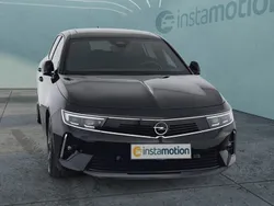 Schwarz Gebraucht 2022 Opel Astra Ultimate Limousine | 22.790 € (Fairer Preis)