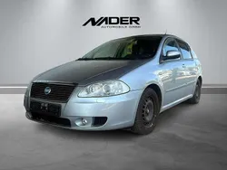 Grau Gebraucht 2006 Fiat Croma Emotion Kombi | 3.490 €