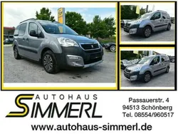 Grau artense/metallic Gebraucht 2017 Peugeot Partner Outdoor Van / Kleinbus | 11.990 € (Fairer Preis)