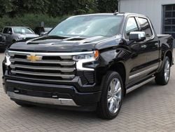 Schwarz Gebraucht 2024 Chevrolet Silverado SUV | 79.500 € (Fairer Preis)