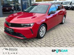 Lackierung peperoncino red/typ Gebraucht 2024 Opel Astra Edition Kombi | 20.990 € (Guter Preis)