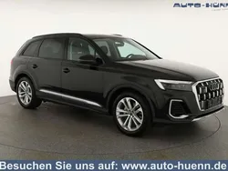 Mythos schwarz metallic Neu 2025 Audi Q7 Comfort SUV | 72.995 €