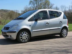 Silber Gebraucht 2004 Mercedes A160 Van / Kleinbus | 2.400 € (Etwas zu teuer)