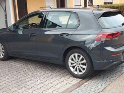 Grau Gebraucht 2020 VW Golf Life Limousine | 18.300 € (Guter Preis)