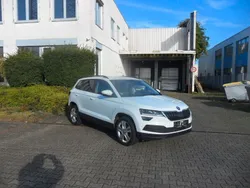 Weiß Gebraucht 2018 Skoda Karoq Style SUV | 13.990 € (Fairer Preis)