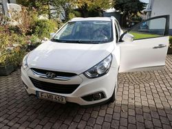 Weiß Gebraucht 2012 Hyundai Tucson SUV | 10.500 € (Fairer Preis)