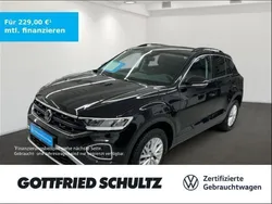 Deep black perleffekt Gebraucht 2024 VW T-Roc Life SUV | 28.950 € (Guter Preis)
