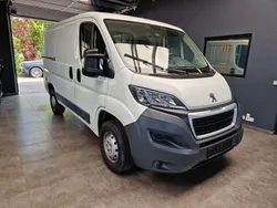 Weiß Gebraucht 2017 Peugeot Boxer Avantage Van | 12.999 € (Guter Preis)