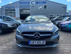 Grau Gebraucht 2017 Mercedes CLA220 Shooting Brake Kombi | 7.900 €