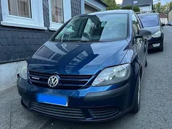 Blau Gebraucht 2008 VW Golf Plus Cross Van / Kleinbus | 4.500 € (Fairer Preis)