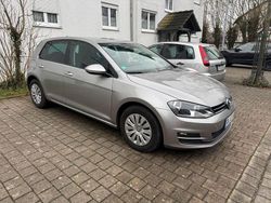 Grau Gebraucht 2013 VW Golf Comfortline Limousine | 10.000 € (Fairer Preis)