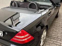 Schwarz Gebraucht 2001 Mercedes SLK230 Cabrio | 5.000 € (Teuer)