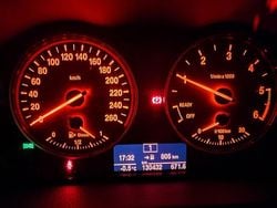 Schwarz Gebraucht 2015 BMW 216 Sport Line Kombi | 10.800 € (Fairer Preis)