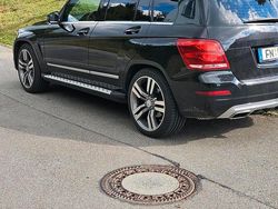 Schwarz Gebraucht 2014 Mercedes GLK250 SUV | 14.200 € (Etwas zu teuer)