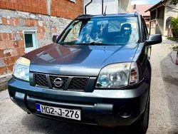Silber Gebraucht 2006 Nissan X-Trail Comfort SUV | 5.500 €