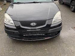 Schwarz Gebraucht 2008 Kia Rio EX Limousine | 1.100 € (Superpreis)