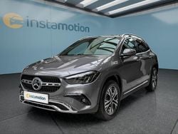 Grau Gebraucht 2024 Mercedes GLA200 SUV | 38.449 € (Guter Preis)