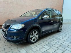 Blau Gebraucht 2007 VW Touran Cross Van / Kleinbus | 5.500 €